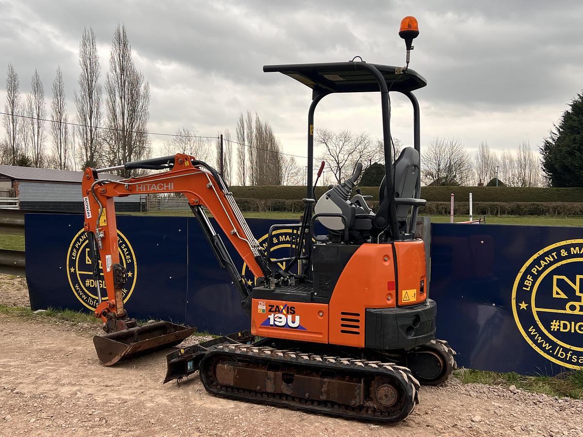 Used 2021 HITACHI ZX19U