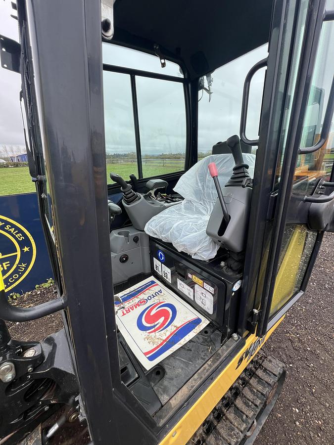 Used 2022 YANMAR SV15VT