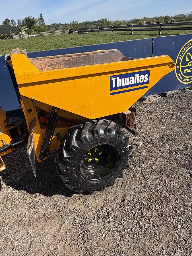 Used 2013 THWAITES 1 tonne