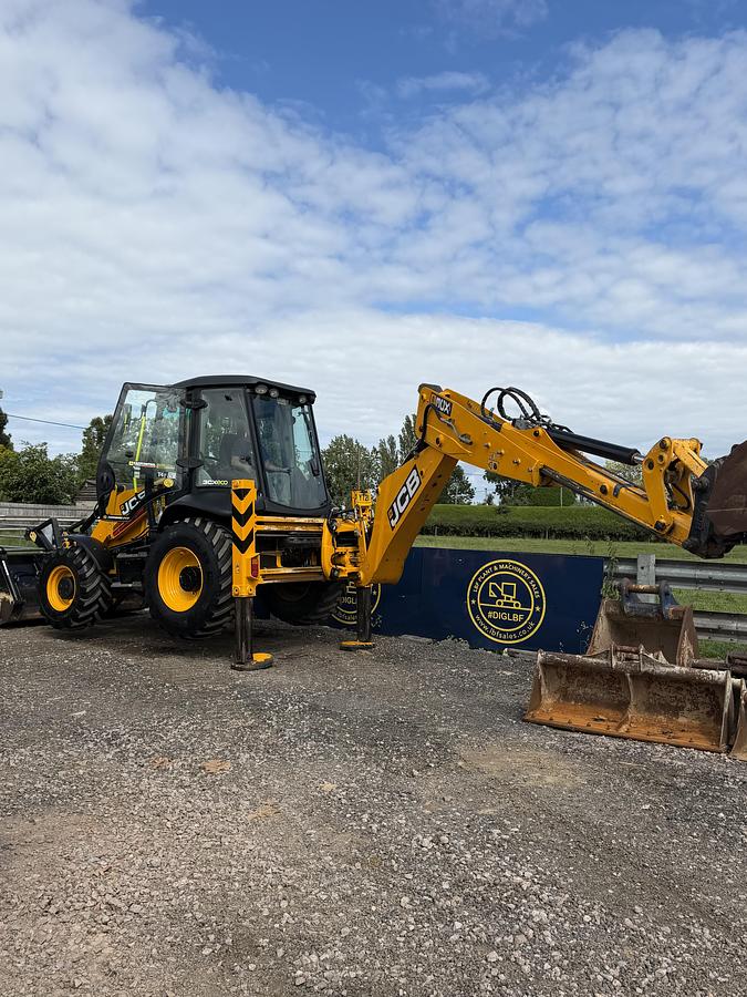 Used 2021 JCB 3CX SITE MASTER PRO