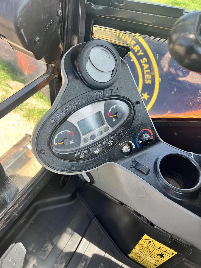 Used 2020 DOOSAN DX27Z