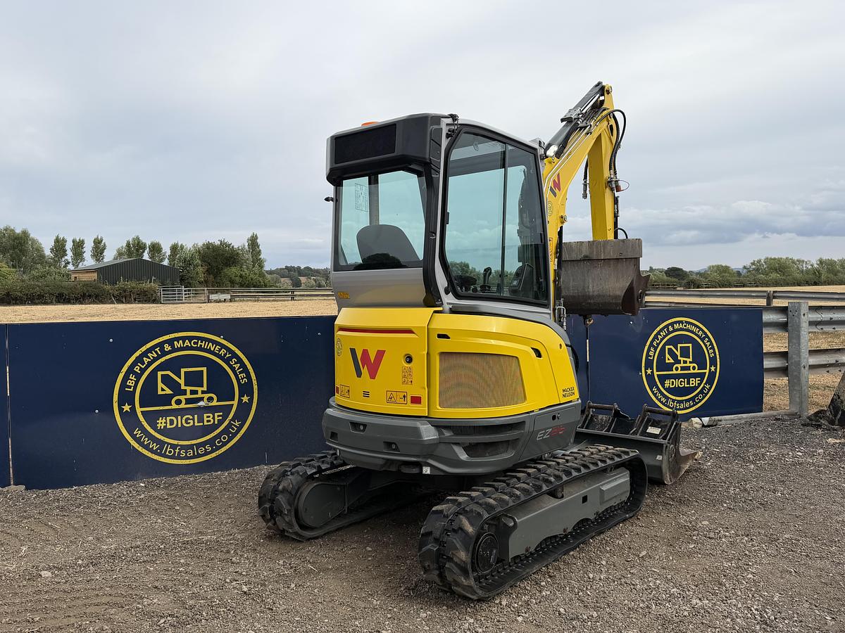 Used 2023 WACKER NEUSON EZ26-2