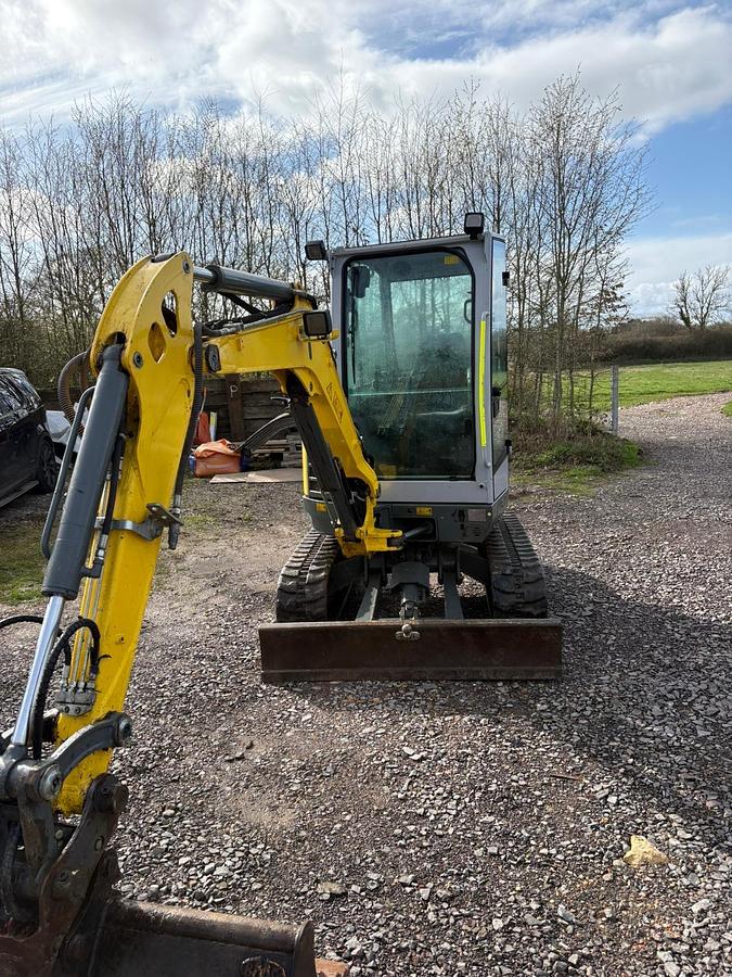 Used 2020 WACKER NEUSON EZ26