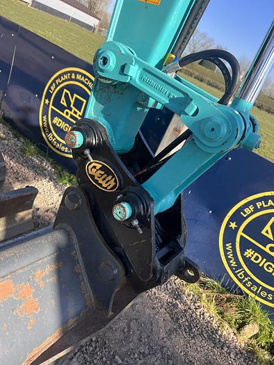 Used 2021 KOBELCO SK28SR-6E