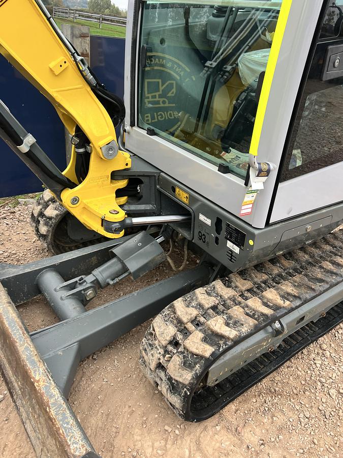 Used 2022 WACKER NEUSON EZ26