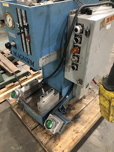 Used 2.2 Ton, MAGNUM MODEL HBM-2A