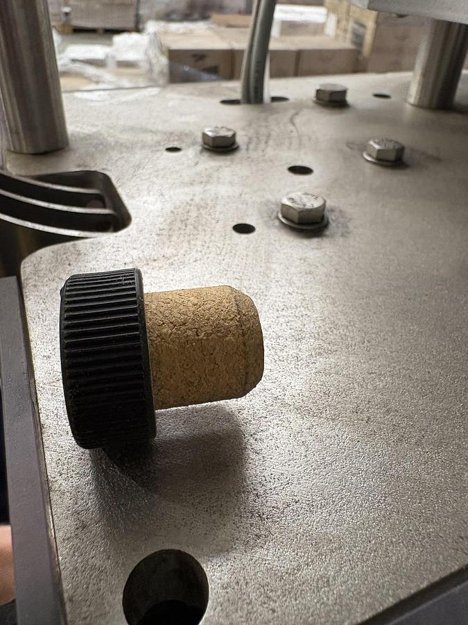 Used Corker and Capsulator