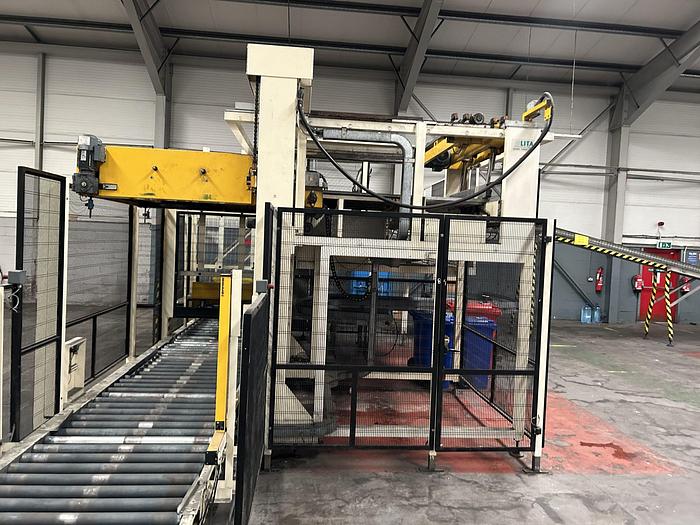 Used PET & Glass Bottling Line (18,000 BPH)