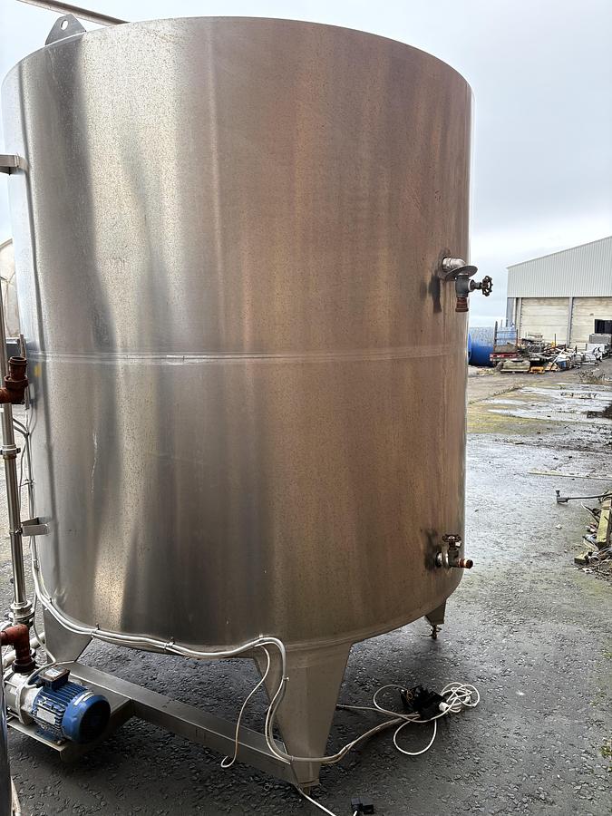Used 5,800 Litre Stainless Steel Tank