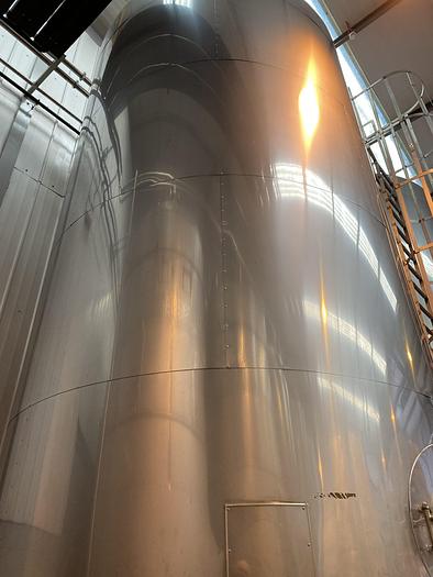 Used 26,000 litre / 33 Tonne Stainless Steel Sugar Tanks (2 available)