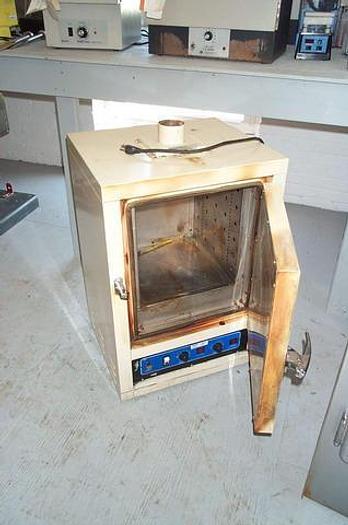 Used BLUE M OV-12A #19224