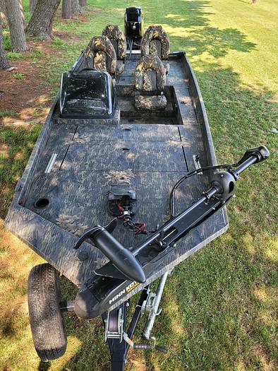 Used 2017 Crestliner 17 Storm