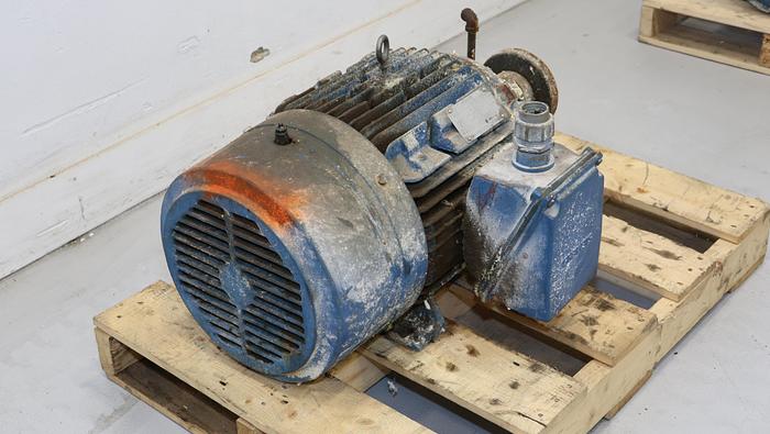 Used Siemens RGZESD 30 HP A/C Motor #44455
