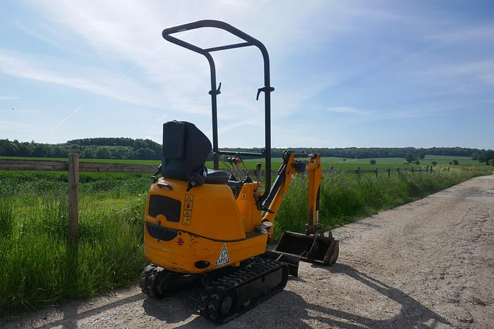 Used 2018 JCB 8008 CTS