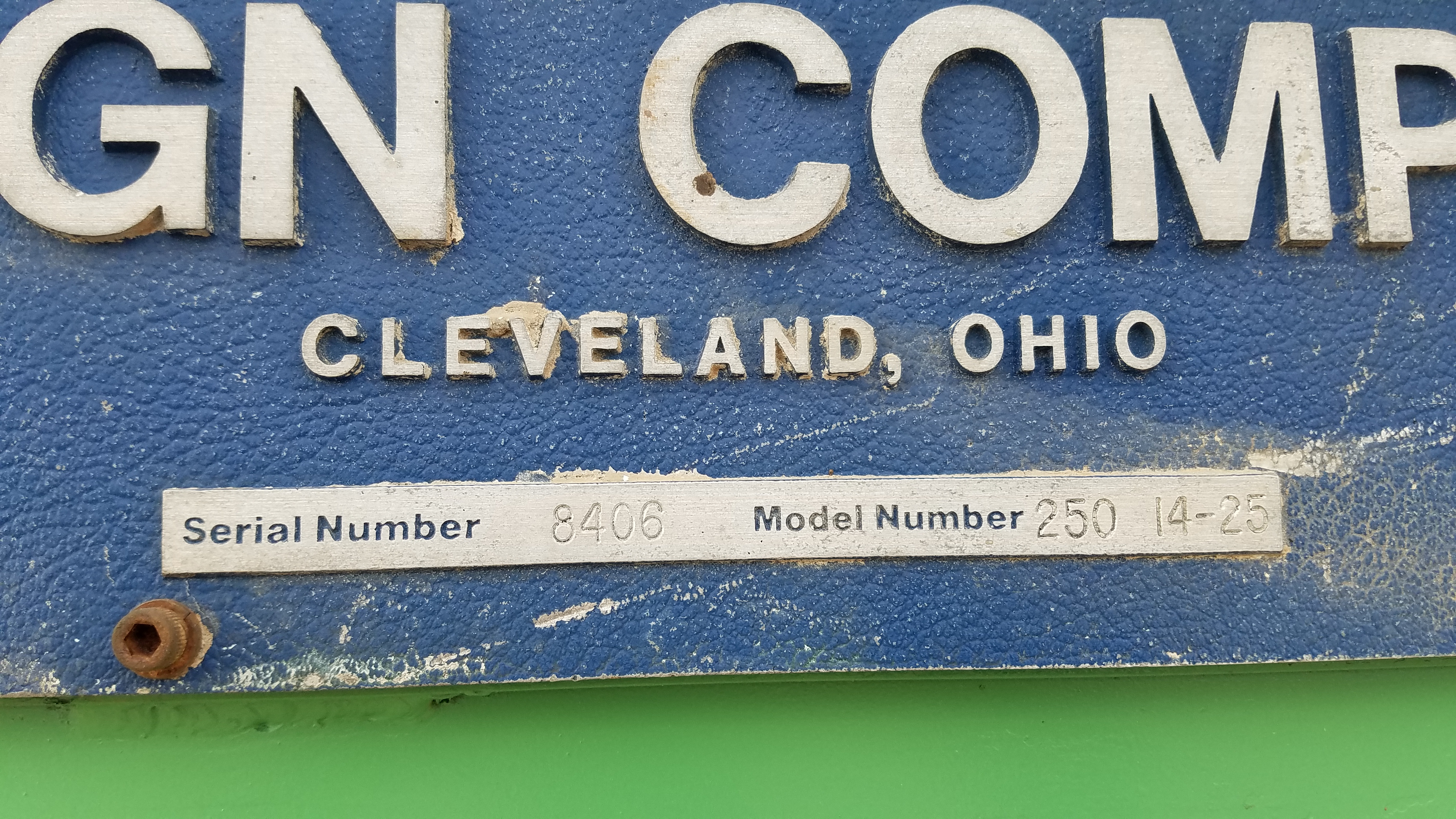 Used 250 Ton Advanced Machine Horiz. Hyd. Press