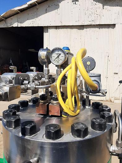 Used Compressor, Gas, 10 HP, Diaphragm, Apeks, 2000 PSI #A744769