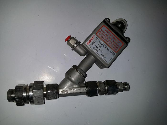 Gebraucht 10 Stück Pneumatisch angesteuerte Edelstahlventile, Preis -95%, Valvole, gebraucht-Top