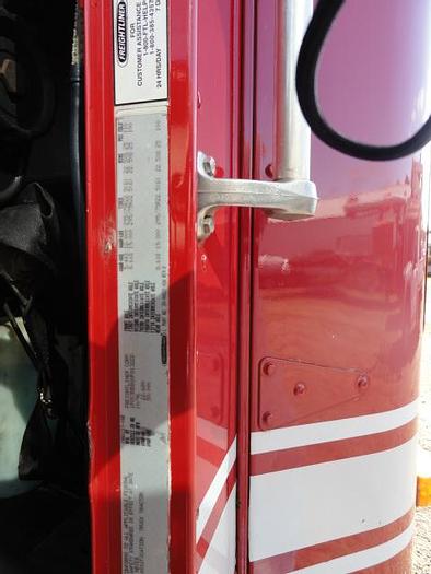 Used 1997 FREIGHTLINER fld112