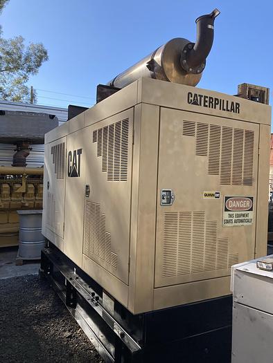 Used Caterpillar 3306 230kW Enclosed ,Base Tank