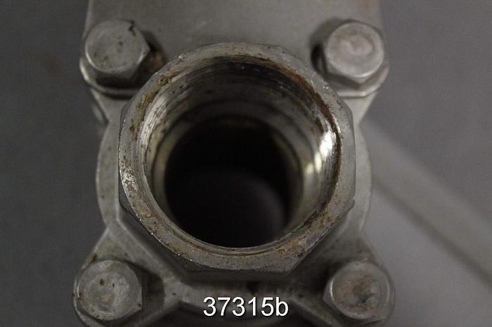 Used 1.25" Pneumatic Ball Valve, Threaded #37315