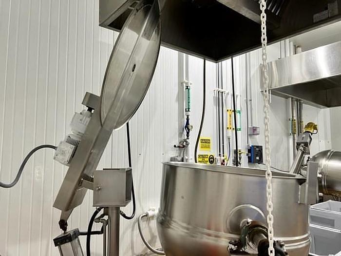 Used 150 GALLON LEE TILTING KETTLE - S/S - 90 PSI JACKET