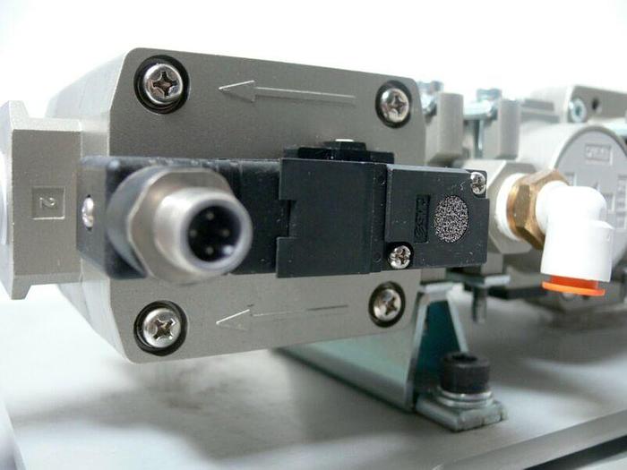 Used SMC Pressure Filter System VHS50-06 AF50-06 AR50K-06 AM550C-06 AV5000-06-5DZ