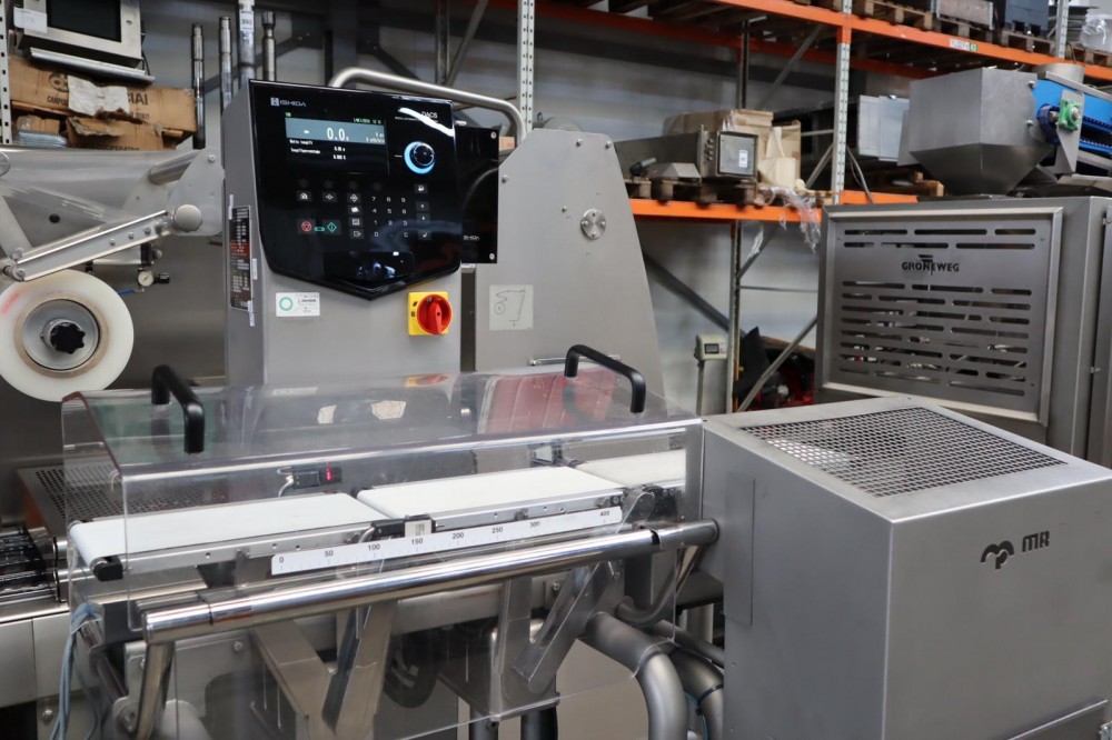 Used Ishida checkweigher high-end with reject