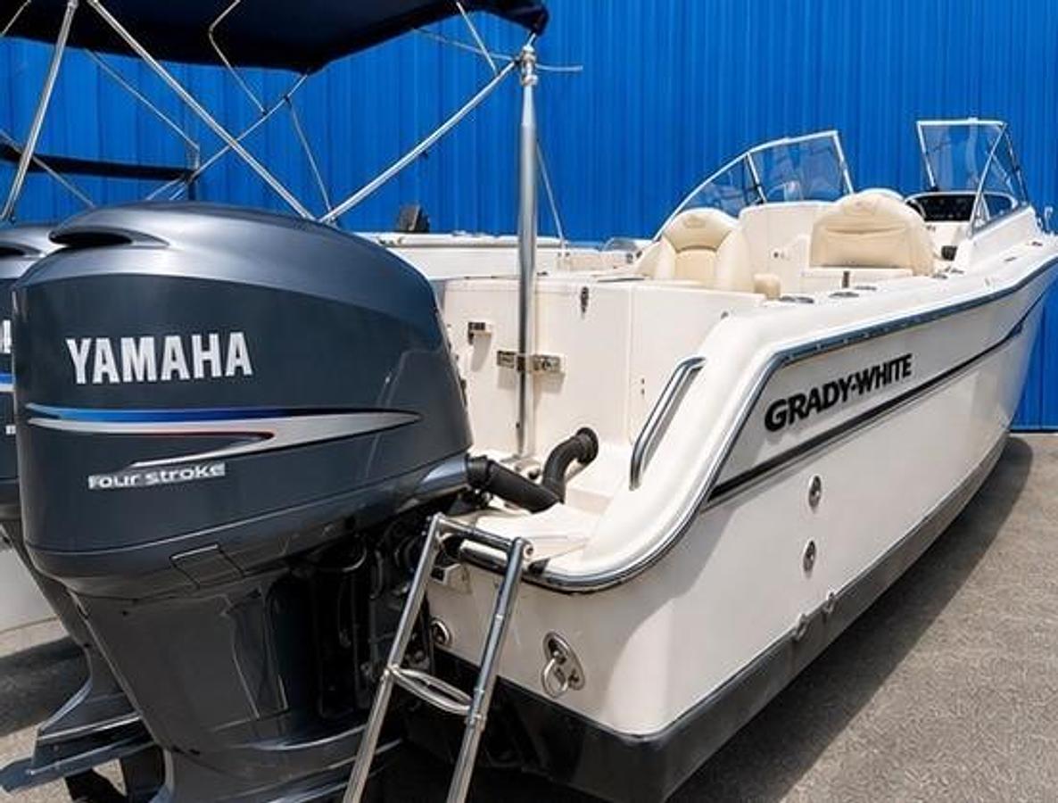 Used 2008 Grady white 275 Tournament Twin Yamaha F250