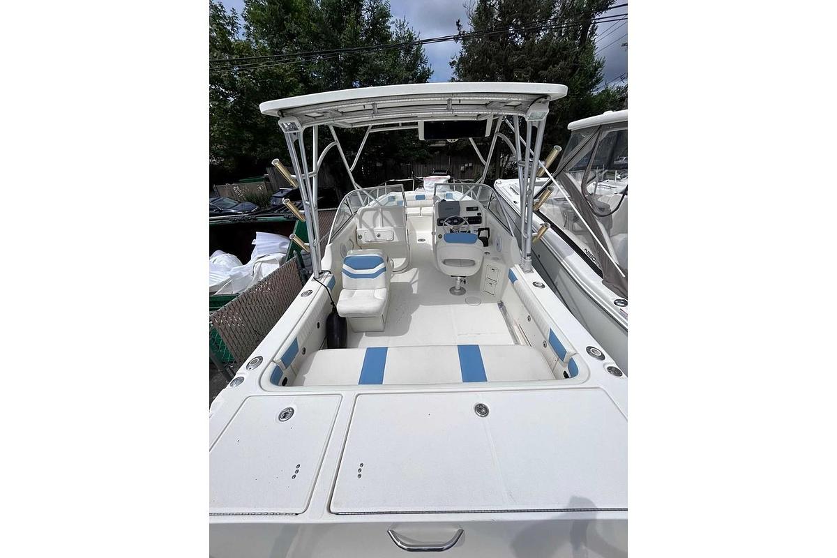 Used 2007 World Cat 250DC