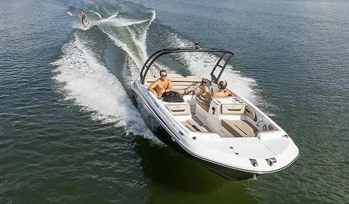 SunDeck Sport 205 IO Sterndrive
