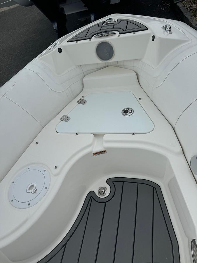 Used 2023 Zodiac YL440DL Yachtline Deluxe with Yamaha F60