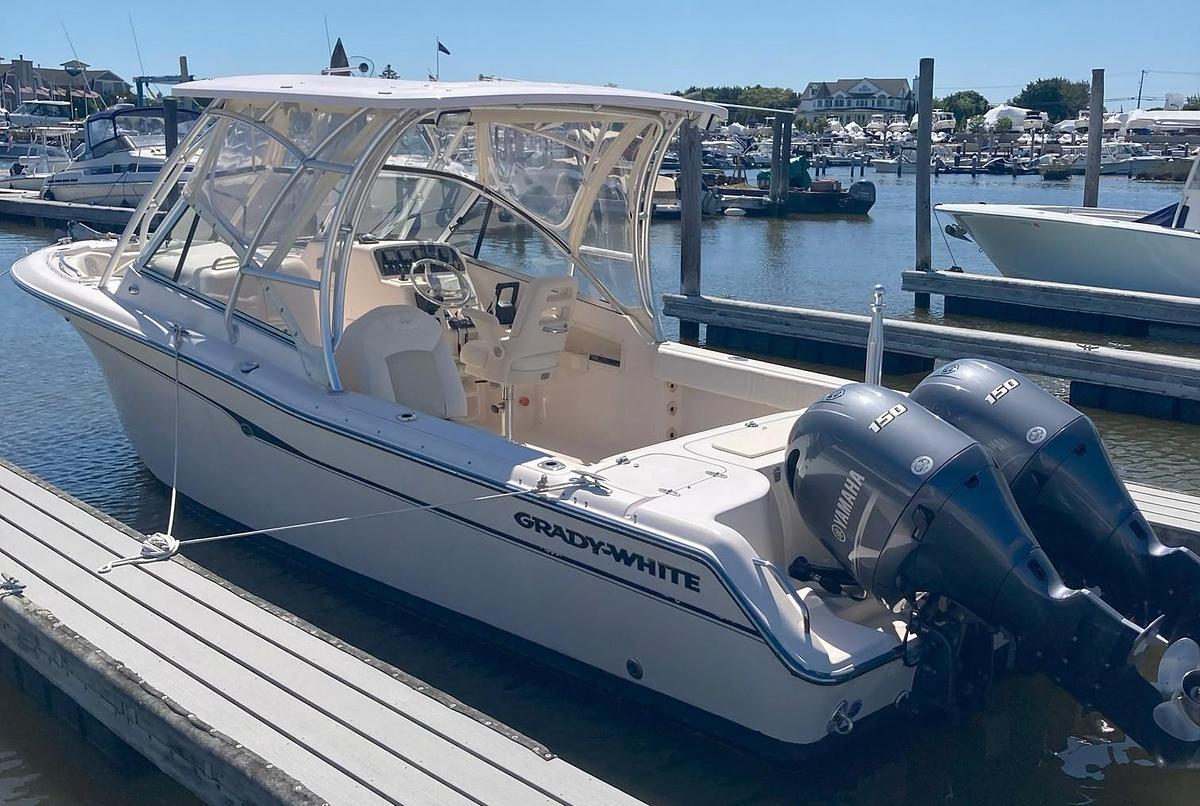 Used 2008 Grady White Tournament 275