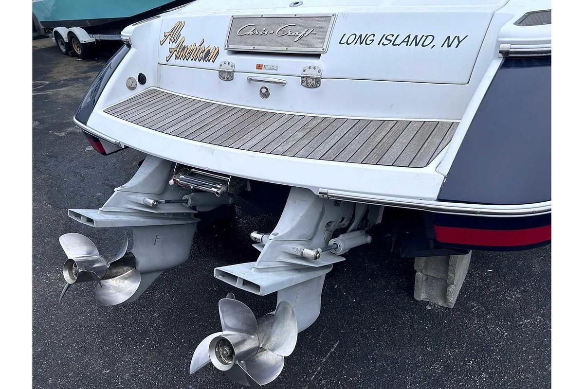 Used 2004 Chris Craft 28 Corsair
