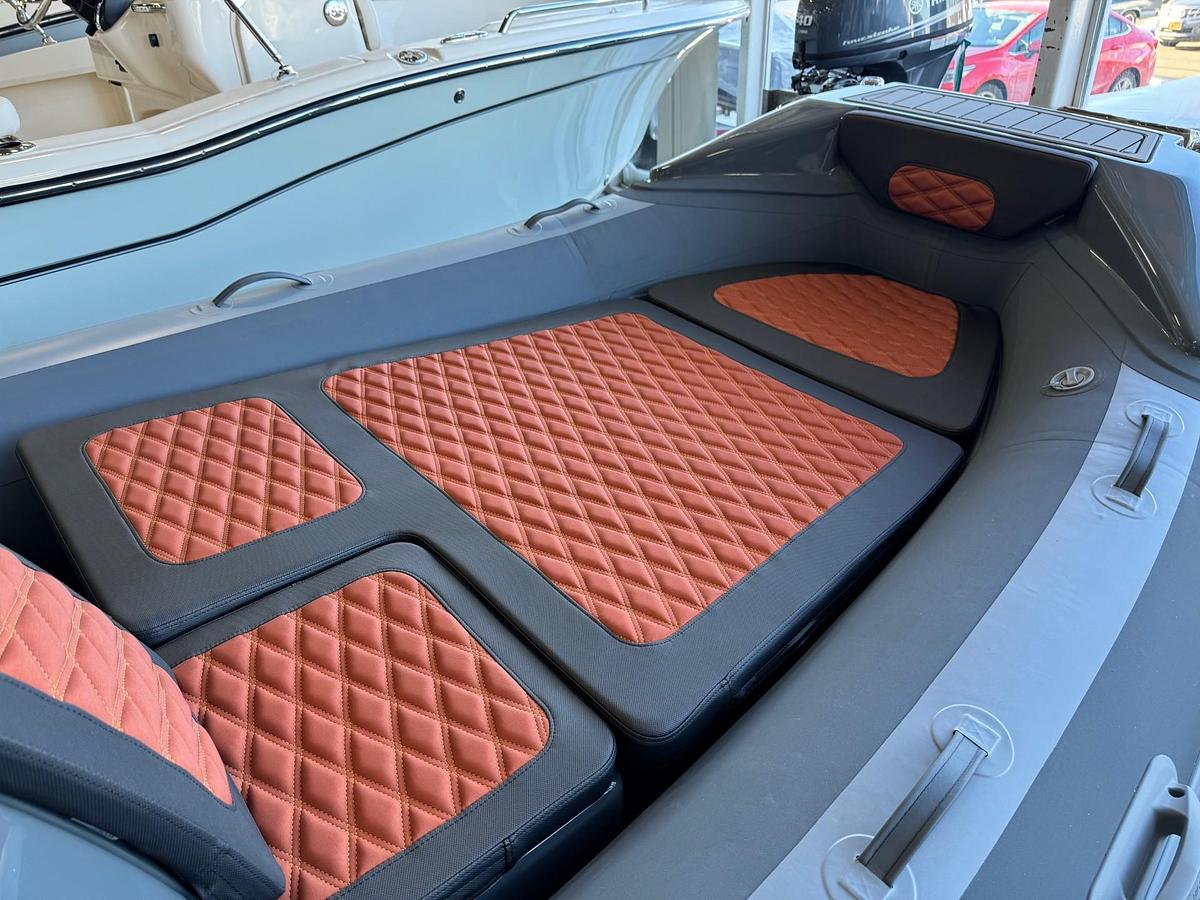 2026 Highfield Sport 460 Hypalon Rigid Bottom Aluminum Inflatable