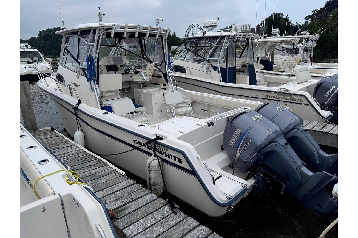 Used 2001 Grady-White 300 Marlin