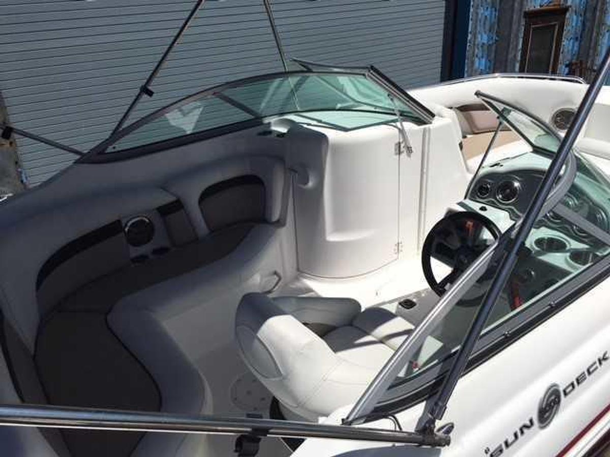 Used 2015 Hurricane SD 2000 OB