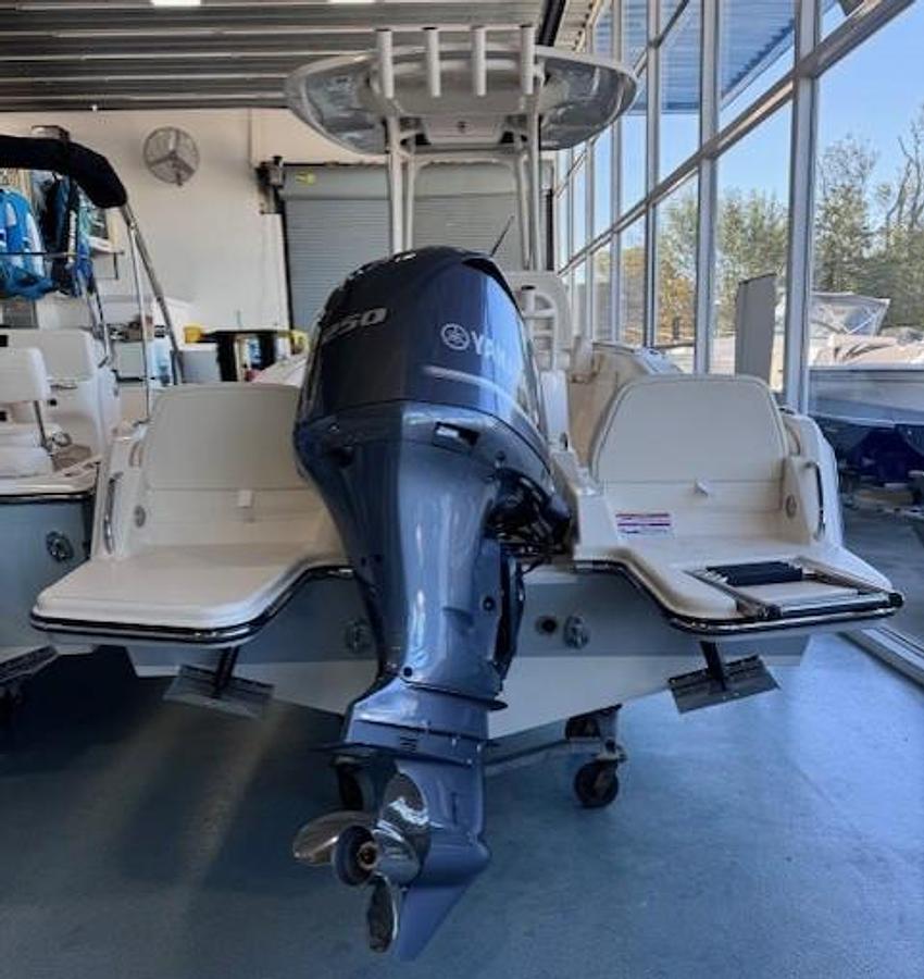 2026 Grady White Fisherman 216 with Yamaha F250 Mechanical