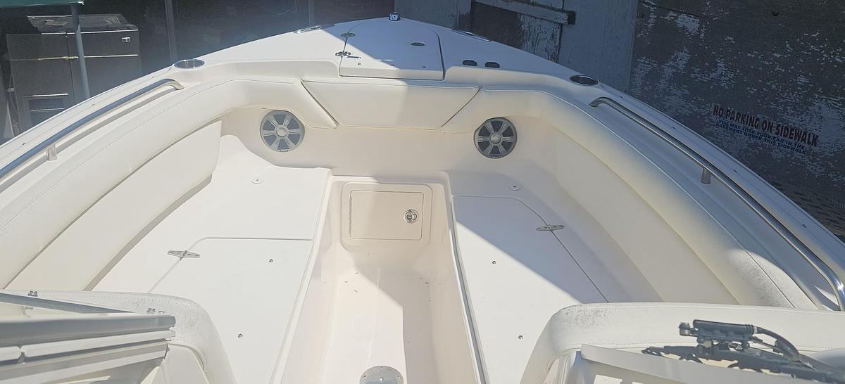 Used 2019 Grady White Freedom 275 with Yamaha F200's