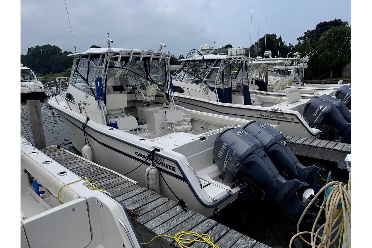Used 2001 Grady-White 300 Marlin