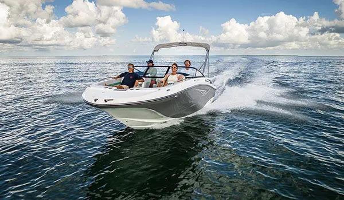 SunDeck 217 Outboard