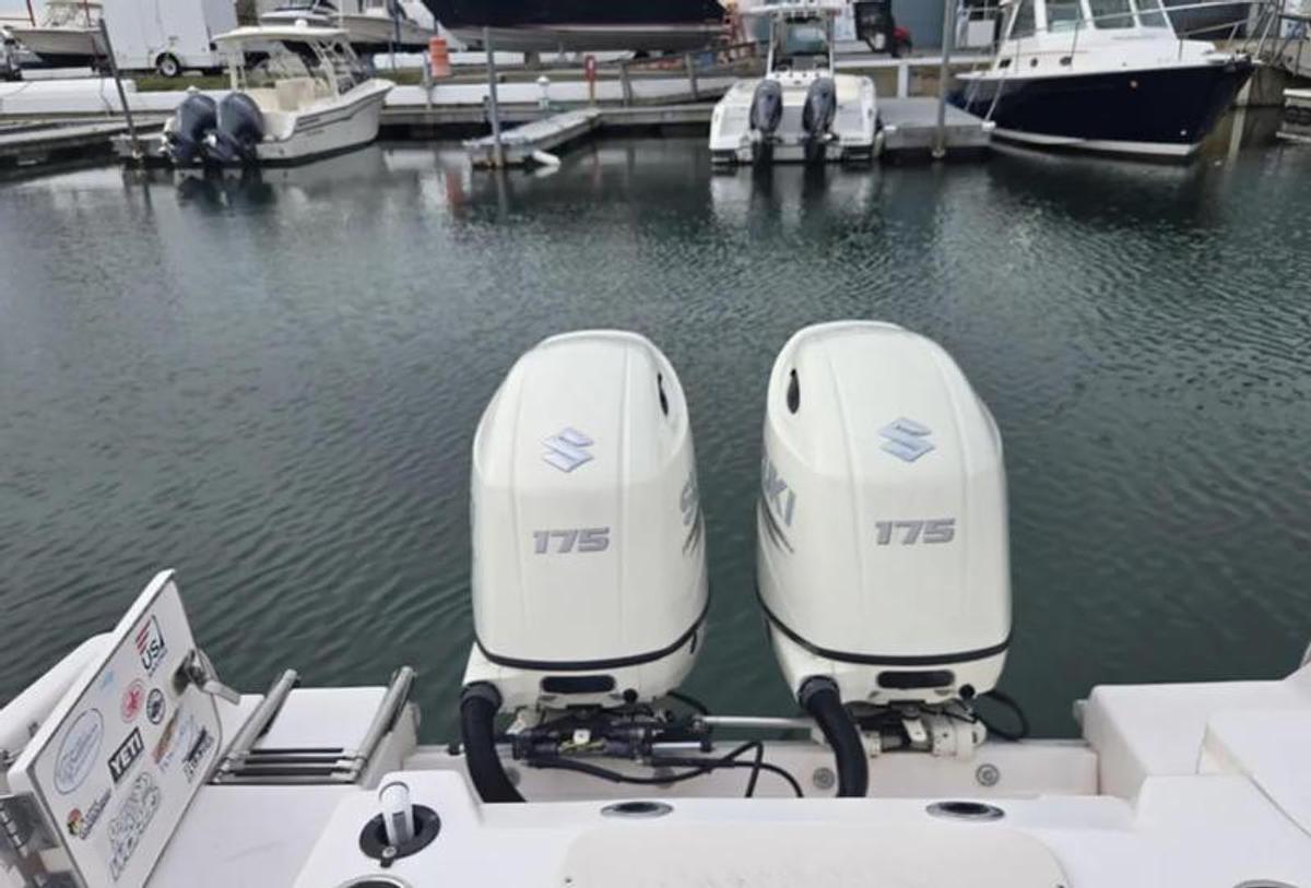 Used 2003 Grady White 258 Journey Walkaround Cuddy