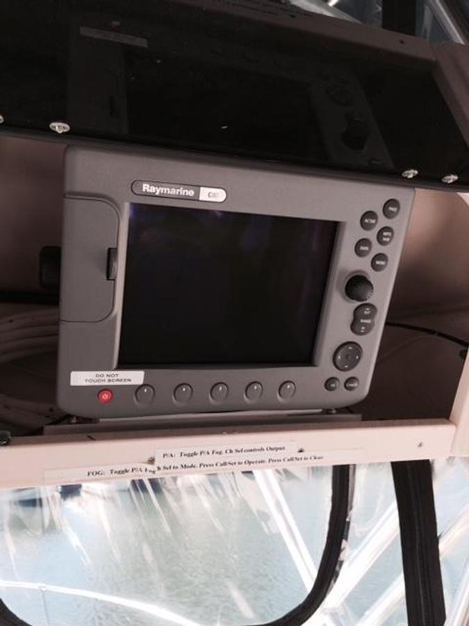 Used Grady White 232 GUlfstream with 2009 Evinrude E-Tec 150's