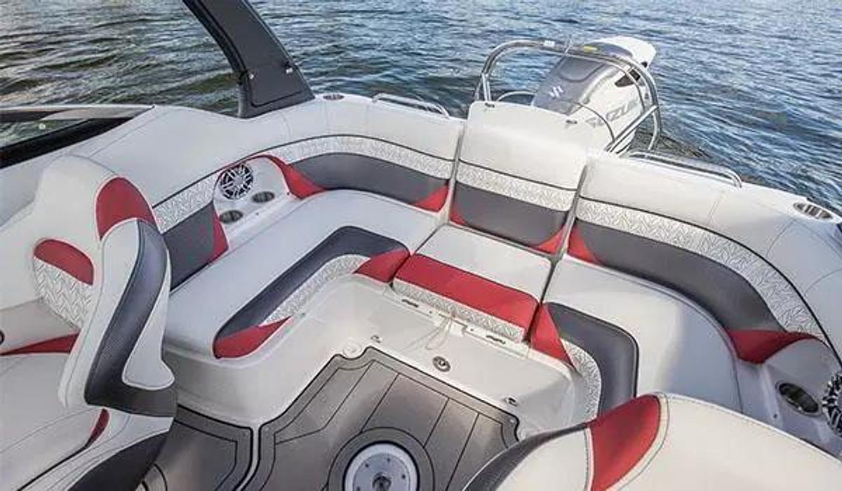 SunDeck 2486 Outboard