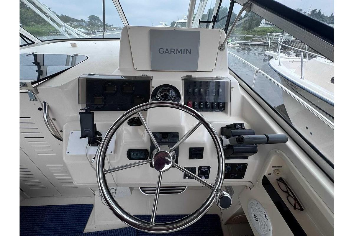 Used 2001 Grady-White 300 Marlin