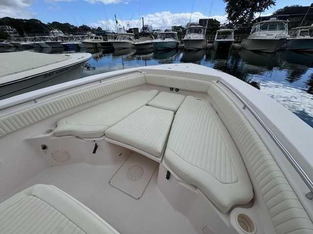 Used 2011 Grady-White 306 Canyon