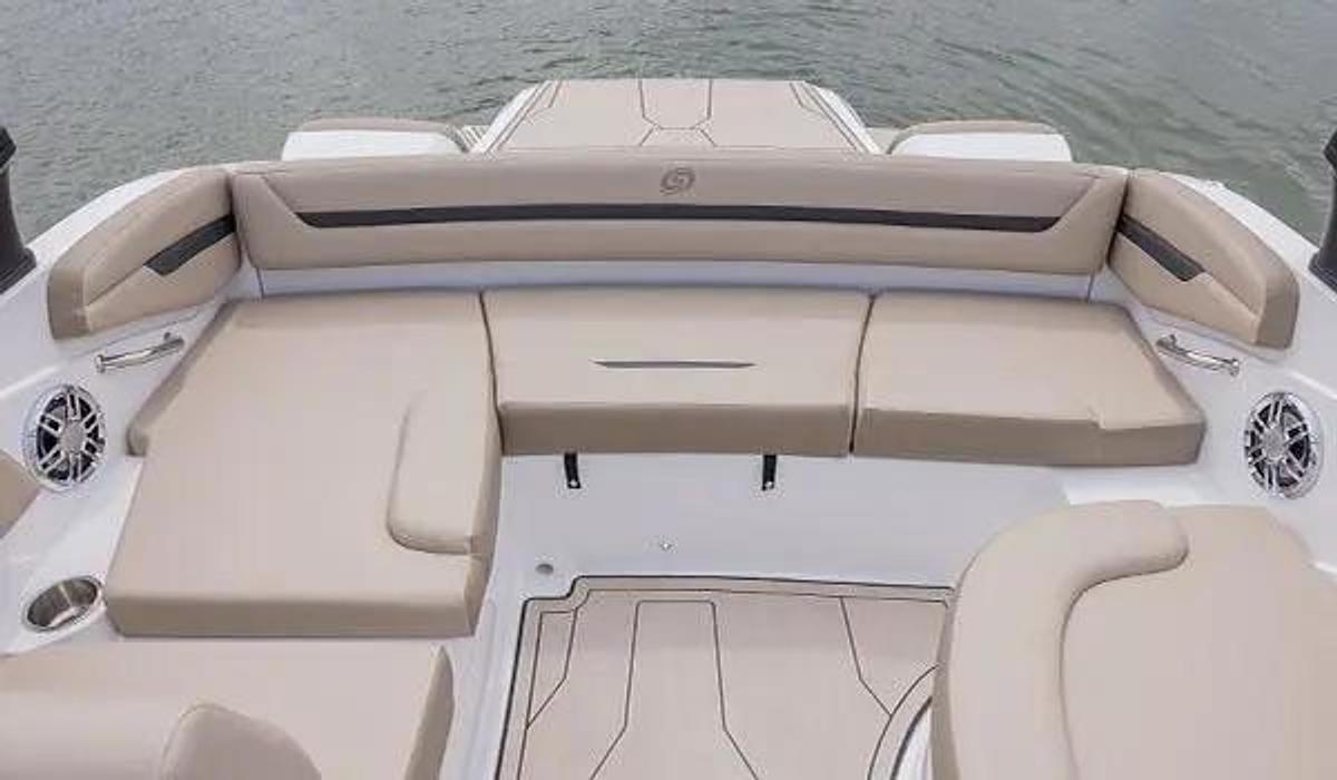 SunDeck Sport 205 IO Sterndrive