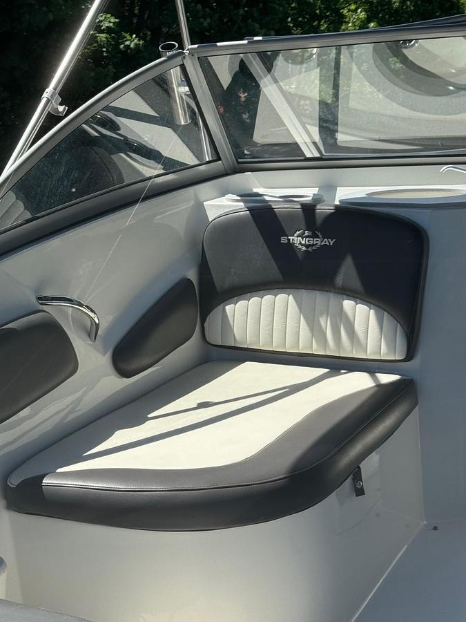 Used 2018 Stingray 201 DC with Yamaha F150