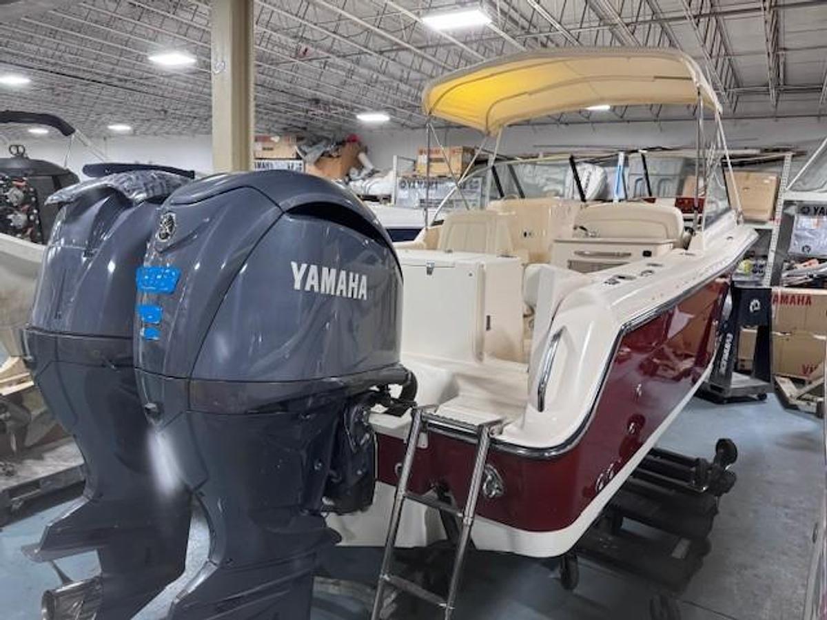 Used 2015 Grady-White Freedom 285 with NEW Yamaha Engines