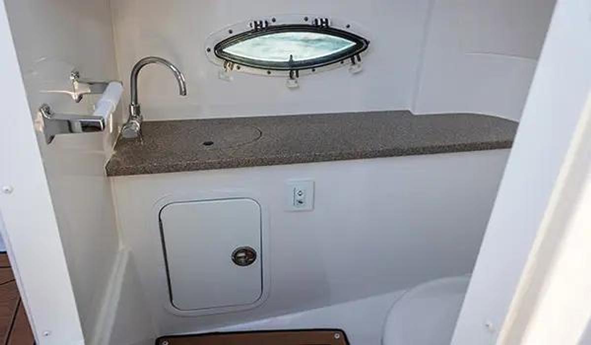 SunDeck 2486 Outboard