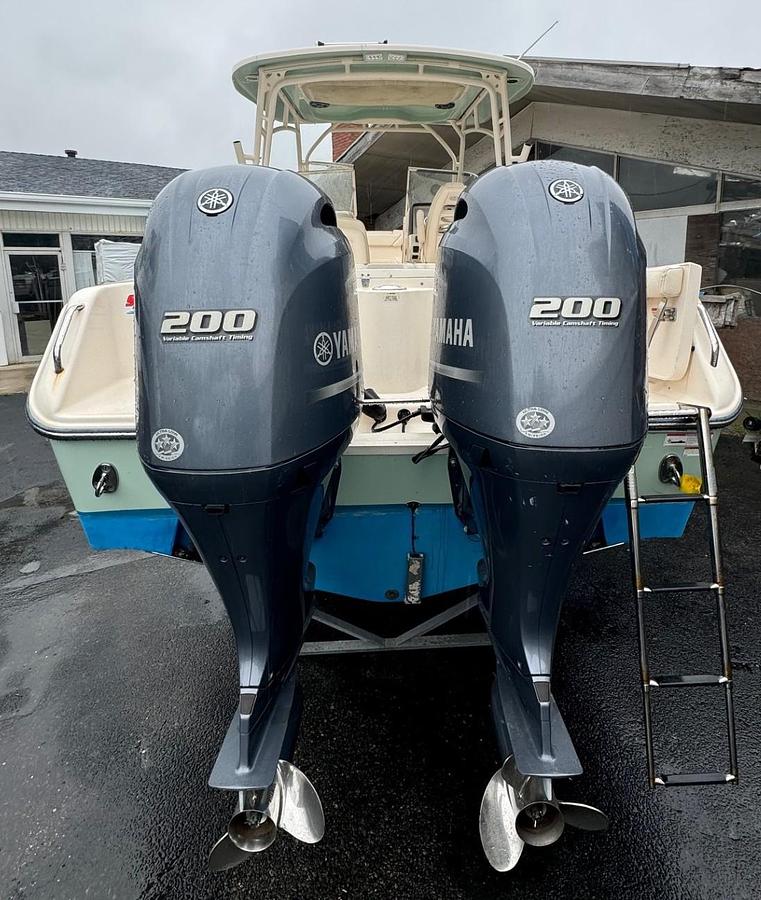 Used 2019 Grady White Freedom 275 with Yamaha F200's